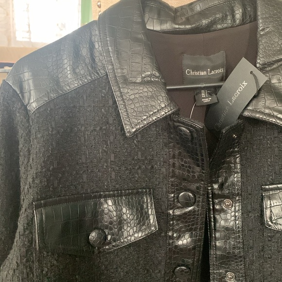 Christian Lacroix Button Front Crocodile trim Cropped Boucle jacket size large - Picture 3 of 3